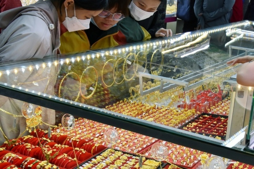 Giá vàng hôm nay (15/4): Giá vàng miếng, giá vàng nhẫn đồng loạt tăng. (Ảnh: Người lao động)