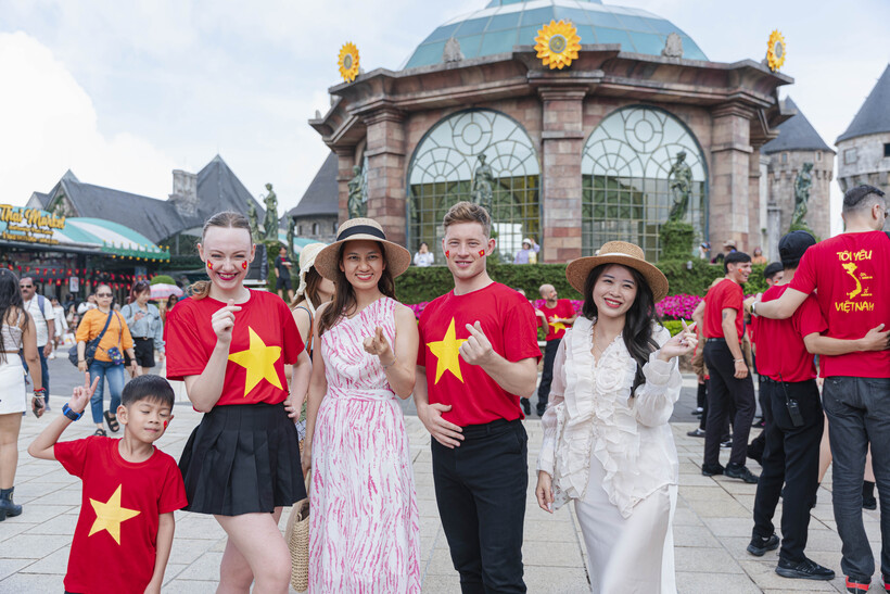 Lưu giữ khoảnh khắc rạng rỡ của kỳ nghỉ bên gia đình, bạn bè tại Sun World Ba Na Hills