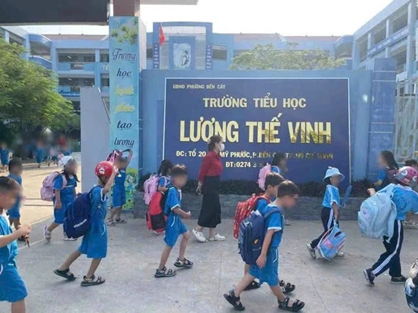 Trường Tiểu học Lương Thế Vinh, phường Bến Cát nơi xảy ra sự việc giáo viên dùng kim tiêm xử phạt học sinh. Ảnh: PLO