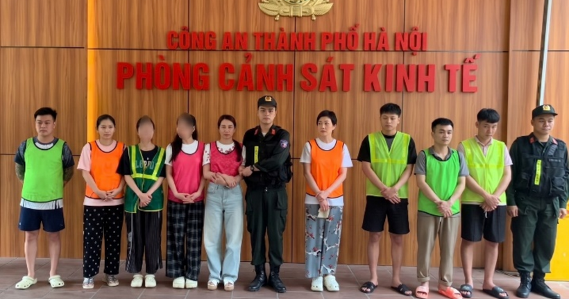 Các đối tượng trong ổ nhóm. (Ảnh: Công an Hà Nội)