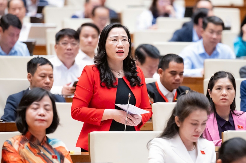 ĐBQH Nguyễn Thị Thuỷ (Ảnh: Media Quốc hội).