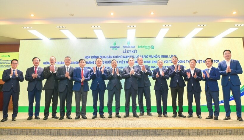 Các đại biểu dự lễ ký kết