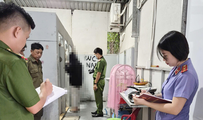 Cơ quan điều tra và Viện kiểm sát tiến hành khám nghiệm hiện trường. Ảnh: Vietnamnet