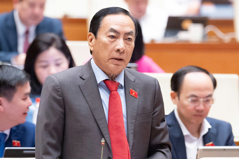 ĐBQH Phạm Văn Hoà (Ảnh: Media Quốc hội).