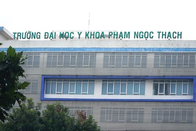 Trường ĐH Y khoa Phạm Ngọc Thạch.