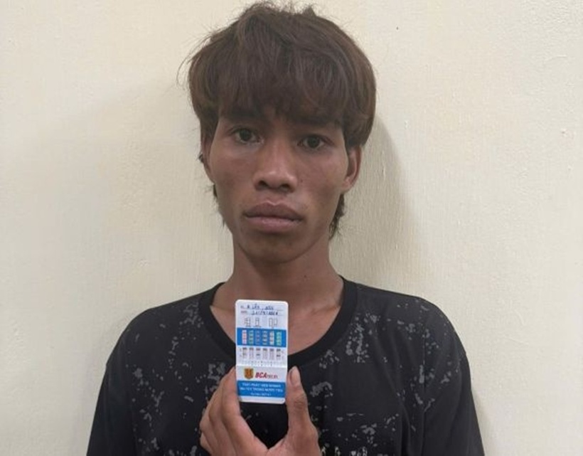 Đối tượng A Lâm tại Công an xã Ngọk Bay. (Ảnh: Công an)