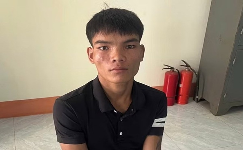 Sau khi phát lệnh truy nã, Chơ bị phát hiện và được vận động đầu thú. (Ảnh: Công an)