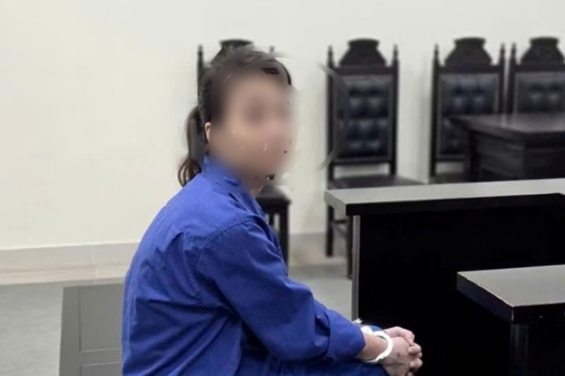 Bị cáo Giáp Thị Phương Dung tại phiên xét xử. (Ảnh: Bảo vệ pháp luật)