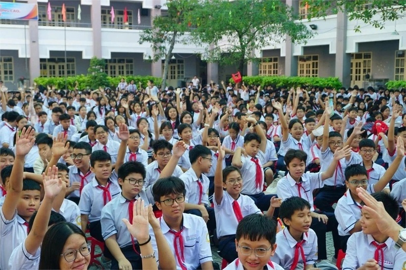 Học sinh Trường THCS Phan Văn Trị trong một hoạt động tại trường. Ảnh: PLO