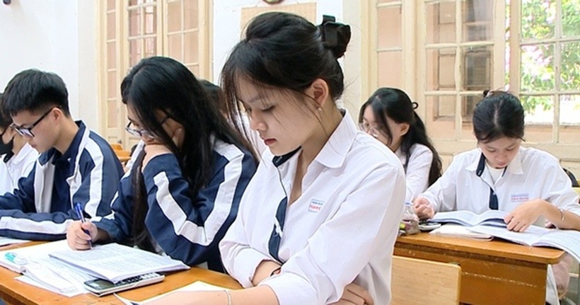 Kỳ thi tốt nghiệp THPT 2026 đang đến gần với những thay đổi quan trọng trong cấu trúc đề thi và phương thức xét tuyển. Ảnh minh họa