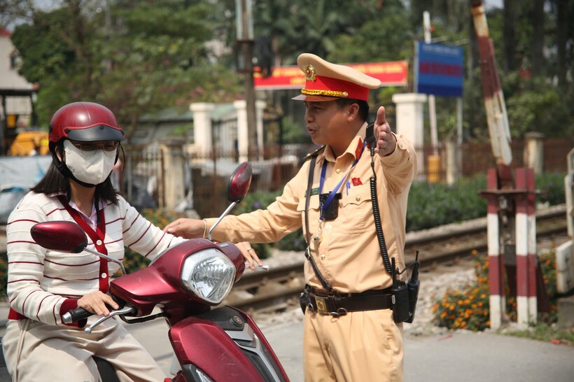 CSGT sẽ tăng cường xử lý vi phạm trong lĩnh vực giao thông đường sắt.