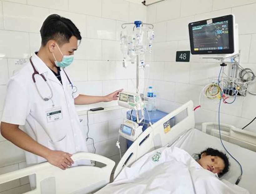 Một trong những nạn nhân nặng vụ ngộ độc nấm. Ảnh: BVCC