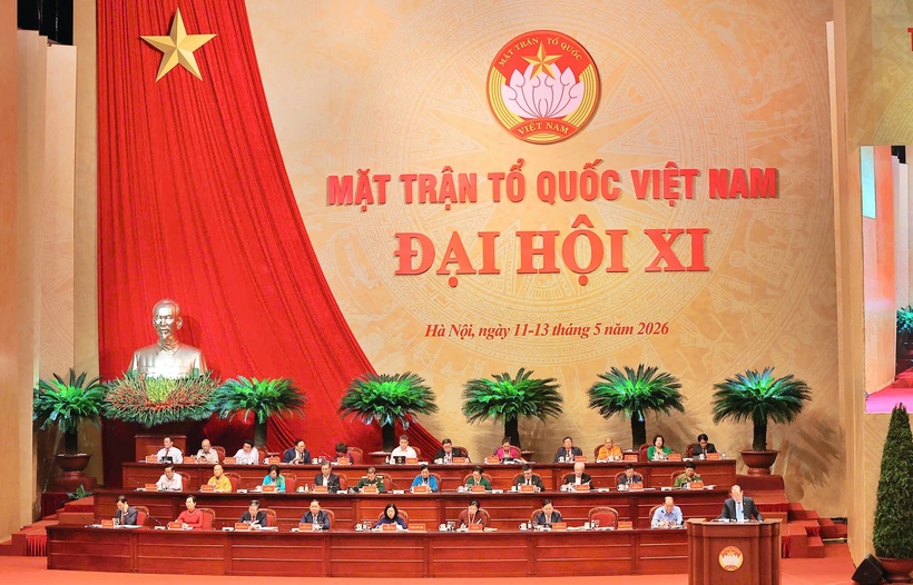 Đoàn Chủ tịch điều hành Đại hội.
