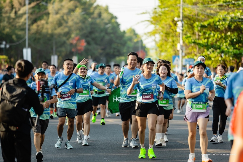 Giải chạy thu hút hơn 10.000 VĐV tham gia vào mùa hè tại Cần Thơ