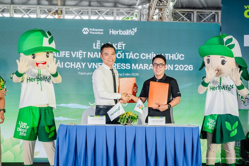 Đại diện Herbalife & Vnexpress ký kết hợp tác lâu dài cho Giải chạy Vnexpress Marathon