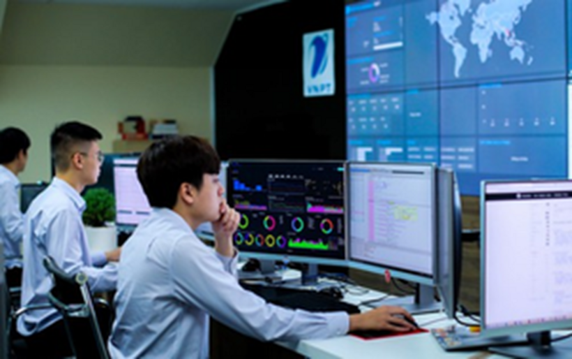 Bộ Nội vụ đề xuất sửa đổi về chính sách trợ cấp thu hút lần đầu sau tuyển dụng. Ảnh minh họa