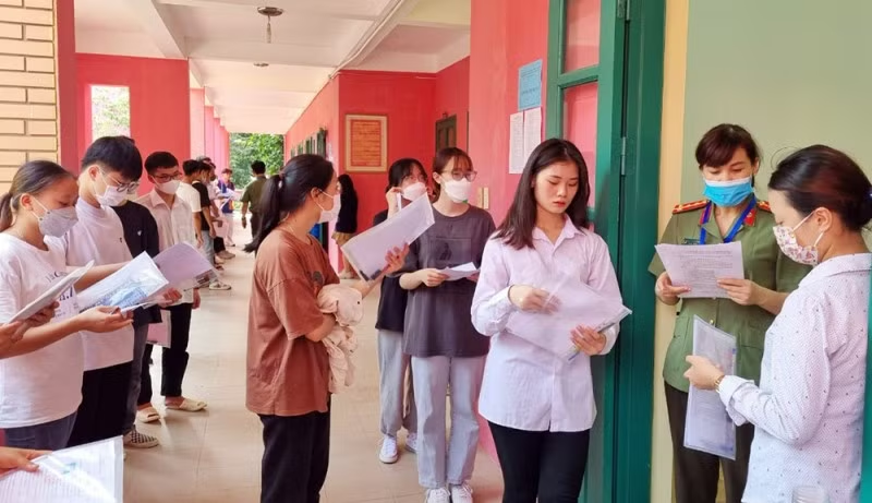 Kỳ thi tốt nghiệp THPT 2026 dự kiến diễn ra sớm hơn 2 tuần so với năm trước. Ảnh minh họa