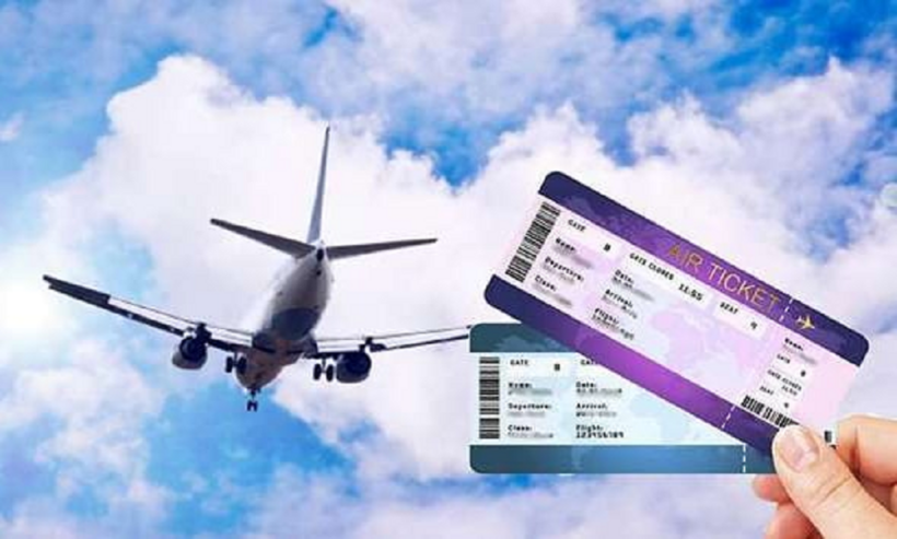 Giá vé máy bay dịp hè này được dự báo là tăng cao. Ảnh minh họa.