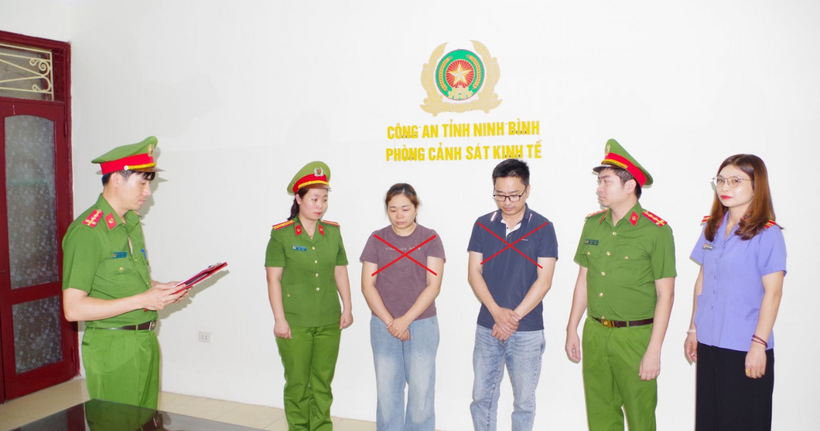 Cơ quan Cảnh sát điều tra Quyết định khởi tố vụ án hình sự, khởi tố bị can đối với Nguyễn Tư Duy và Lê Thị Lan Anh về hành vi “Làm giả tài liệu của cơ quan, tổ chức”.