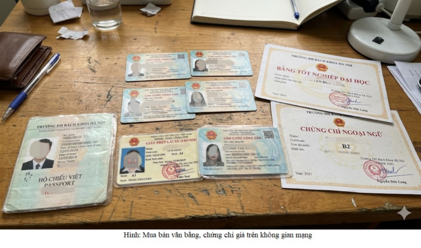 Cảnh báo tình trạng mua bán văn bằng, chứng chỉ giả trên không gian mạng - 1