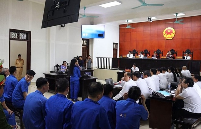 Quang cảnh phiên xét xử. Ảnh: Lao động