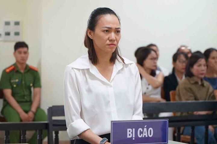 Bị cáo Lê Thị Cẩm Chi tại phiên tòa hôm nay (19/5). (Ảnh: VietnamNet)