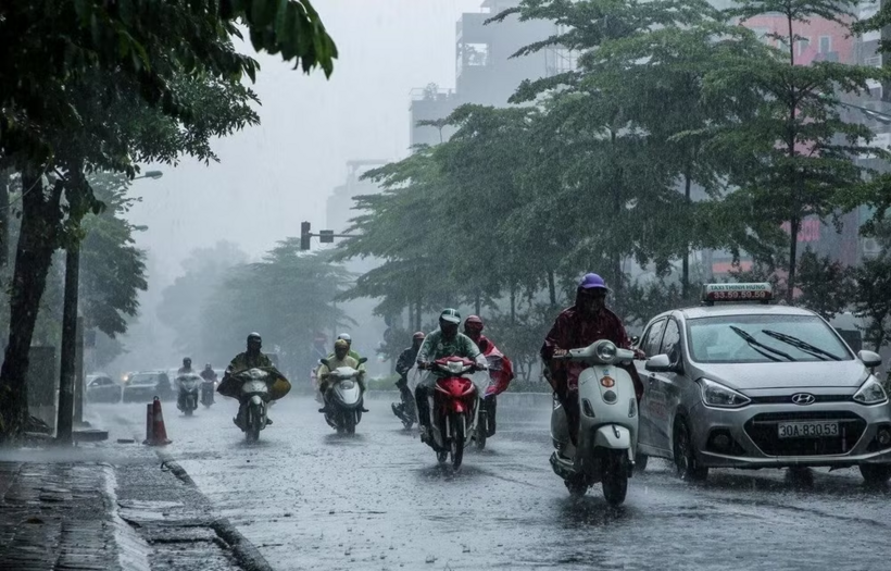 Ngày 20/5, nhiều khu vực trên cả nước xuất hiện mưa rào và dông. Ảnh: Báo Nhà báo và Công luận