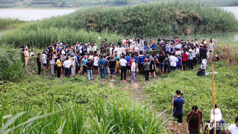 Khu vực hiện trường xảy ra vụ 5 học sinh đuối nước, tử vong trên sông Lô ở Phú Thọ. Ảnh: VietNamnet