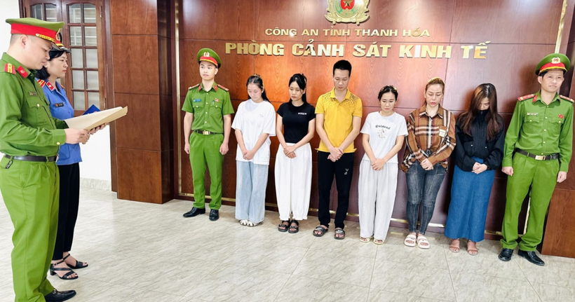 Cơ quan CSĐT Công an tỉnh Thanh Hóa thi hành Quyết định khởi tố vụ án, khởi tố bị can.