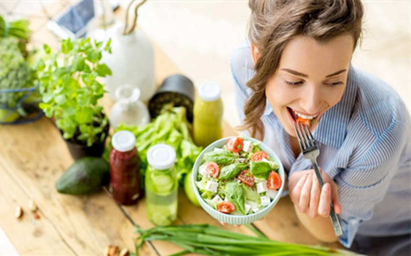 Chế độ ăn cân đối, giàu chất xơ giúp hạn chế tình trạng ứ mật
