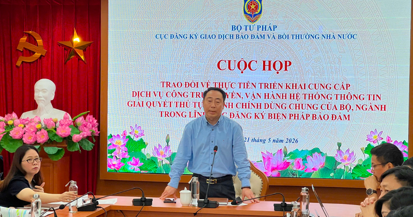 Cục trưởng Cục Đăng ký giao dịch bảo đảm và Bồi thường nhà nước Lê Vệ Quốc phát biểu.