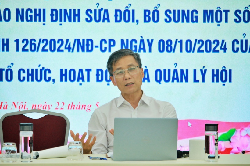 Ông Nguyễn Khánh Ngọc - Chủ tịch Hội Luật gia Việt Nam phát biểu kết luận hội nghị.