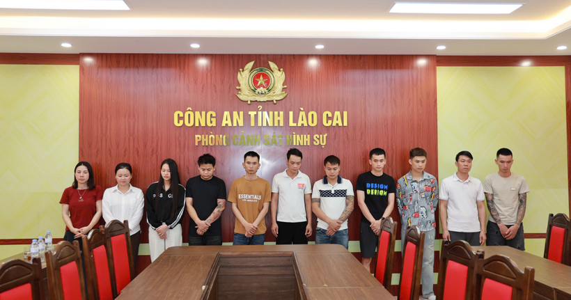 Các đối tượng bị bắt giữ tại cơ quan Công an.