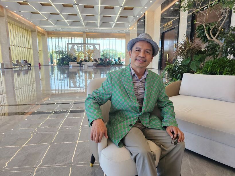Ông Song Toàn, một doanh nhân Hà Nội, đang tìm nơi an cư mới cho gia đình tại Vinhomes Green Paradise Cần Giờ