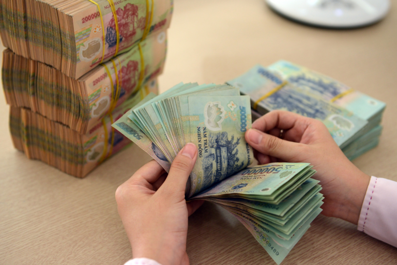 Theo quy định, mức đóng tối đa 22% của khoản lương 50,6 triệu đồng/tháng, lương hưu cao nhất có thể gần 40 triệu đồng. Ảnh minh họa