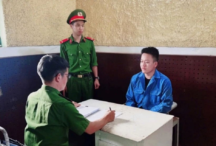 Cơ quan điều tra&nbsp;lấy lời khai Đặng Quốc Thanh.