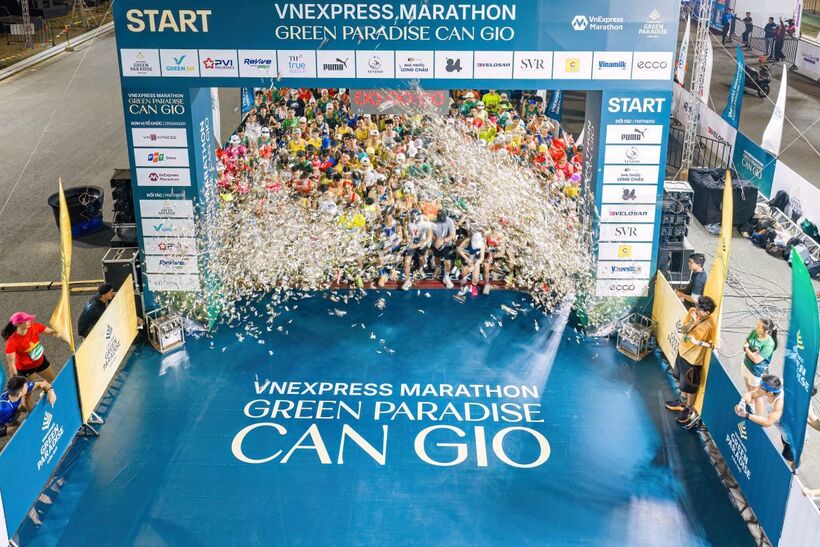 Giải chạy VnExpress Marathon Green Paradise Cần Giờ ngày 1/5 thu hút hơn 5.000 vận động viên tham gia.