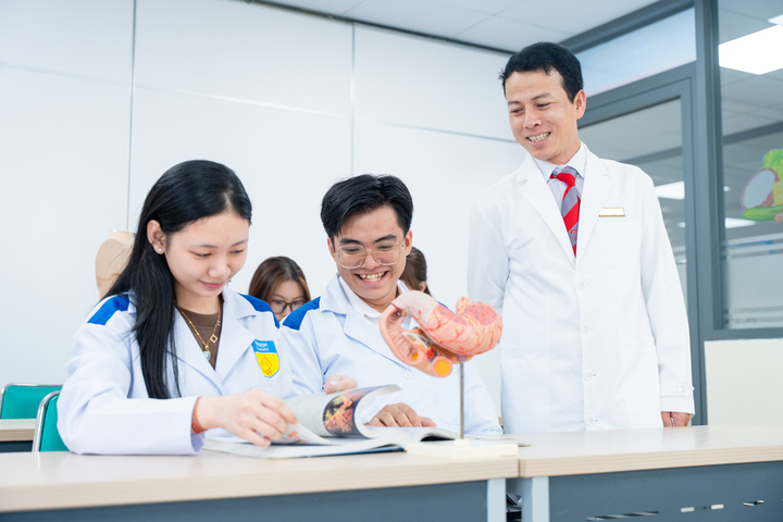 Bộ Giáo dục và Đào tạo vừa cho phép Trường Đại học Công nghệ TP.HCM (HUTECH) đào tạo ngành Y khoa trình độ đại học từ năm 2026. Ảnh minh họa