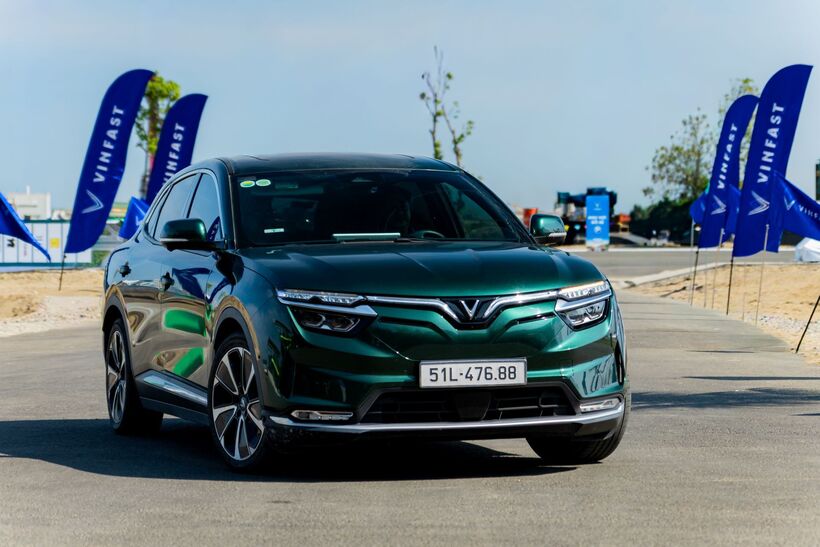 Chủ xe VinFast VF 8: “Cảm giác tăng tốc này chỉ xe vài tỷ mới có được” - 1