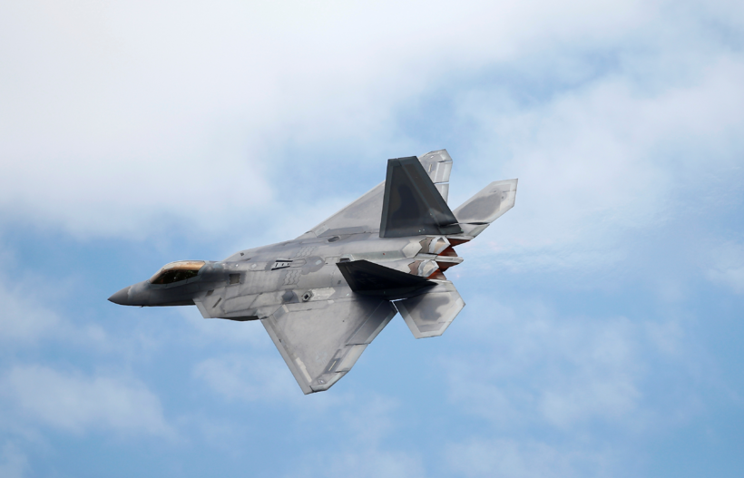 Tiêm kích F-22 Raptor. Ảnh: Reuters