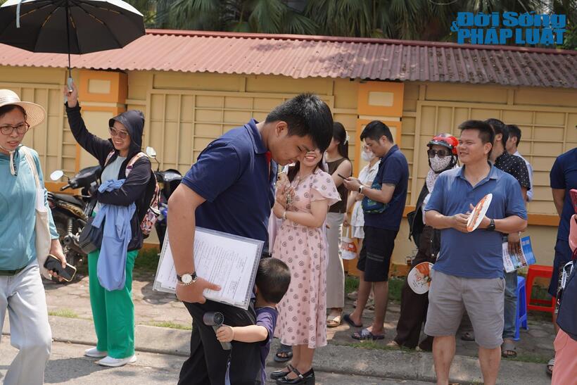 Khép lại những ngày thi căng thẳng, phía trước các sĩ tử vẫn là những chặng đường mới