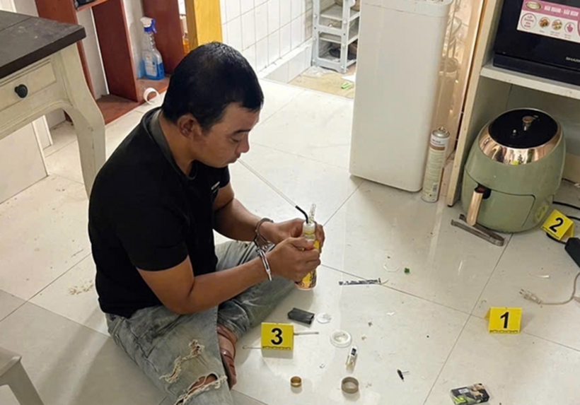Hiện trường nơi nghi phạm Võ Văn Hoàn sử dụng ma túy. Ảnh: Thanh Niên