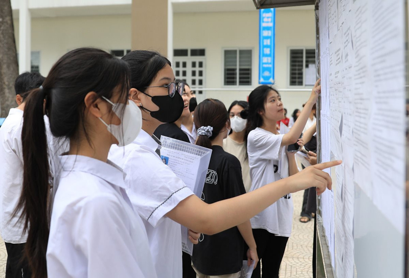 Trường THPT Chuyên Khoa học Tự nhiên, thuộc Trường ĐH Khoa học Tự nhiên, Đại học Quốc gia Hà Nội, vừa công bố điểm chuẩn vào lớp 10 năm 2026. Ảnh minh họa