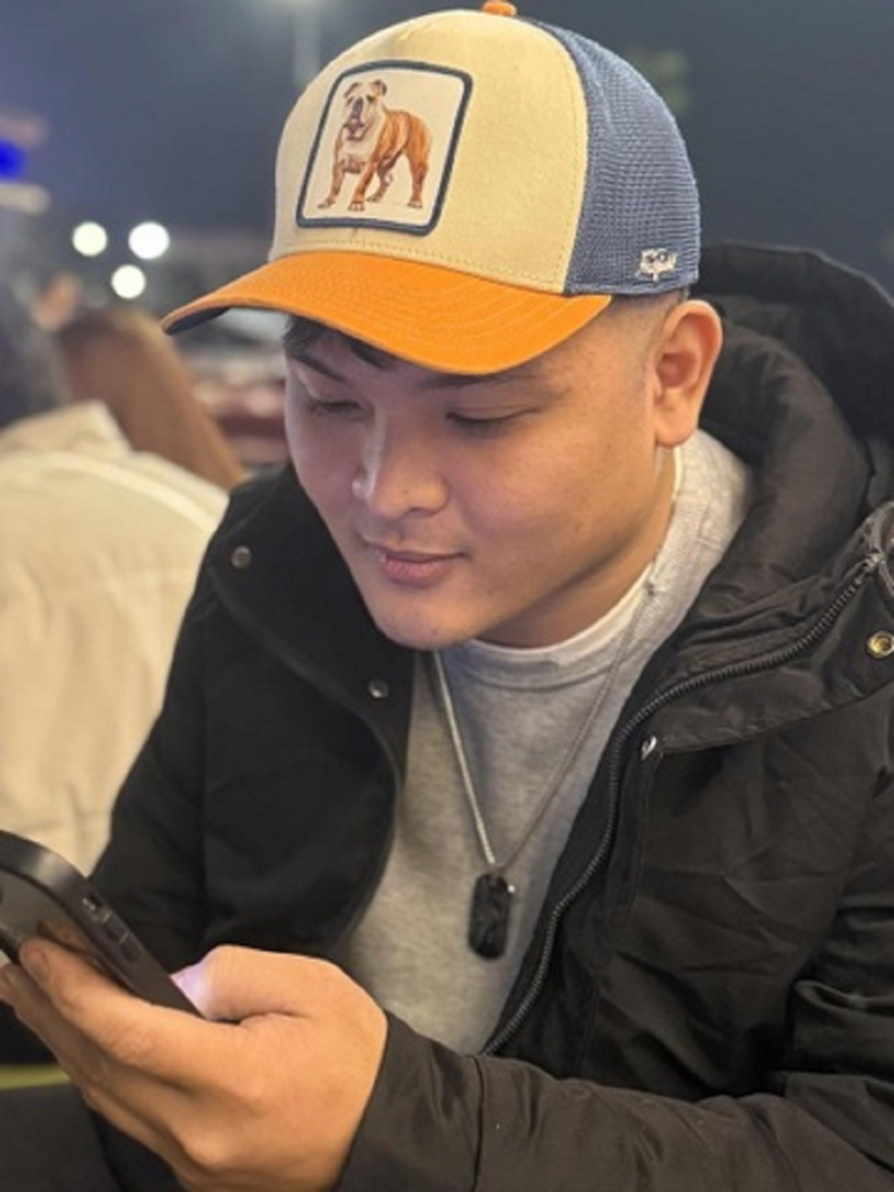 Phạm Thế Huy Hoàng.