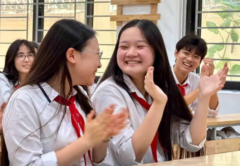 Học sinh lớp 9A2 Trường THCS Giảng Võ trước ngày thi tuyển lớp 10 THPT năm nay. Ảnh: Tiền phong