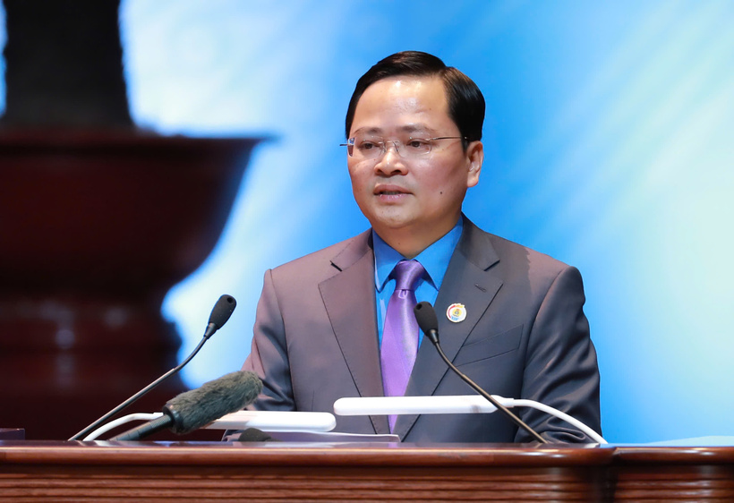 Ông Nguyễn Anh Tuấn - Ủy viên Trung ương Đảng, Phó Chủ tịch Ủy ban Trung ương Mặt trận Tổ quốc Việt Nam, Chủ tịch Tổng Liên đoàn Lao động Việt Nam.