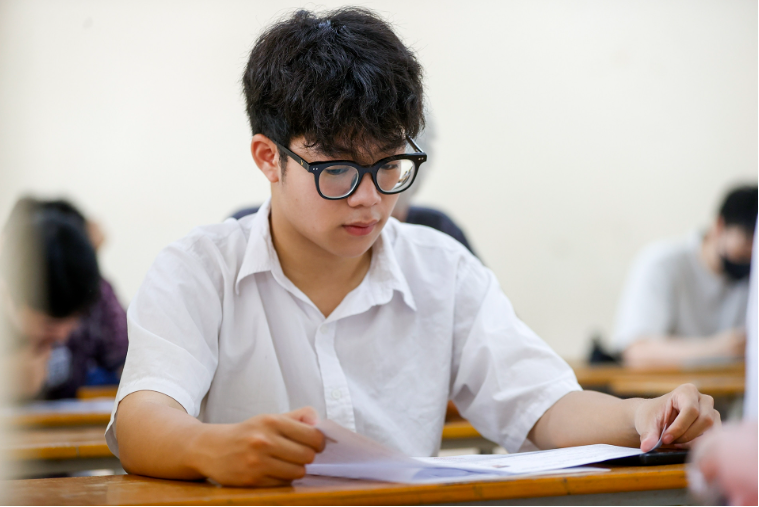 Thí sinh dự thi tốt nghiệp THPT ở Hà Nội. Ảnh: VietNamNet