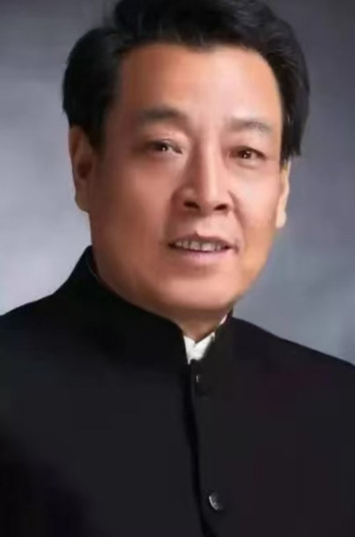 Nam diễn viên Trương Trị Trung qua đời ở tuổi 70.