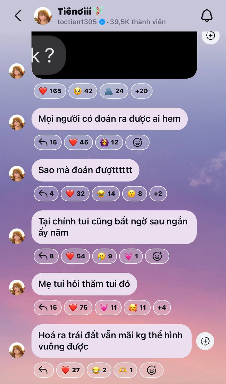 Tóc Tiên xúc động khi nhận được tin nhắn từ mẹ.