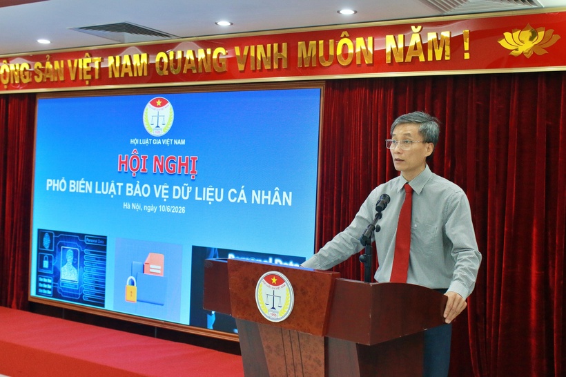 Ông Nguyễn Khánh Ngọc - Chủ tịch Hội Luật gia Việt Nam phát biểu khai mạc.